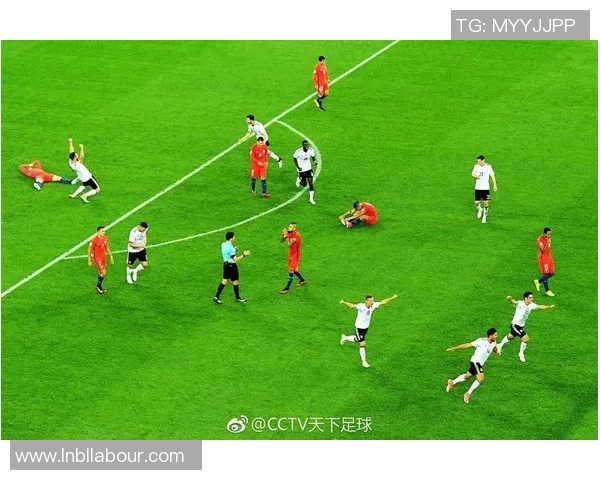 天下足球历史十大球星评选及其对足球发展的深远影响分析